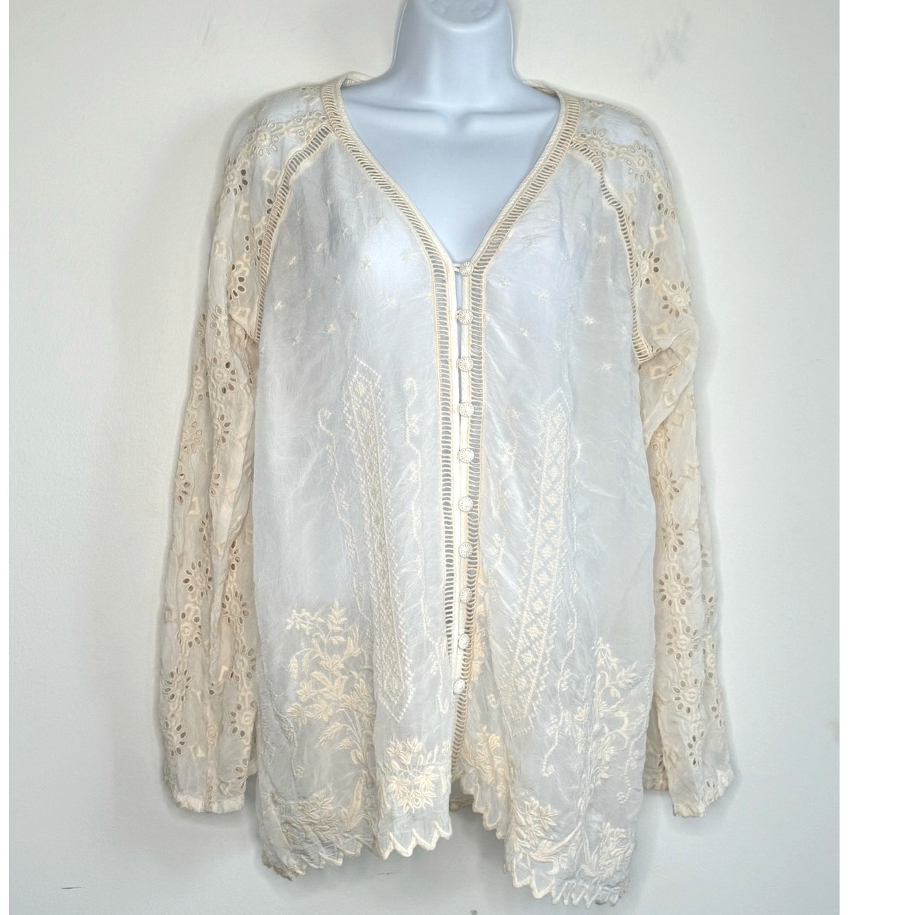 Johnny Was Eyelet Button Front Top Womenâs Xs Boho Embroidered Ivory Sheer Top